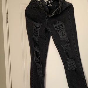 Black ripped high waisted jeans